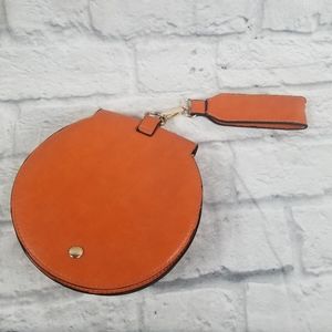 Tan Circle Wristlet Purse